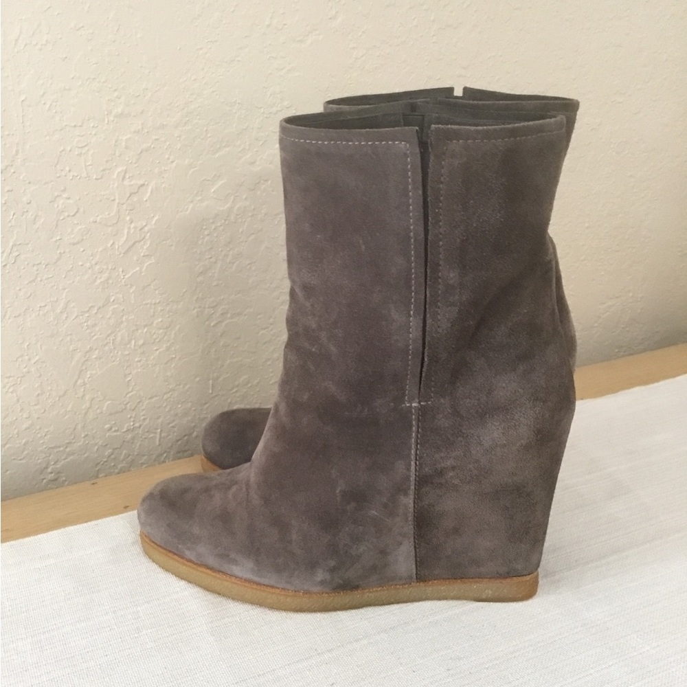 Stuart Weitzman Seal Velour Bootscout Size 9.5 - image 3